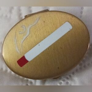 Vtg Cigarette Compact Ashtray with Red and White Cig Design